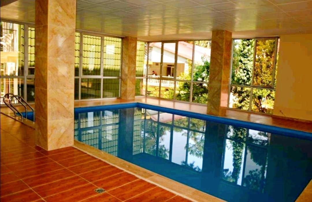 Golden Fleece Hotel Ureki Kültér fotó