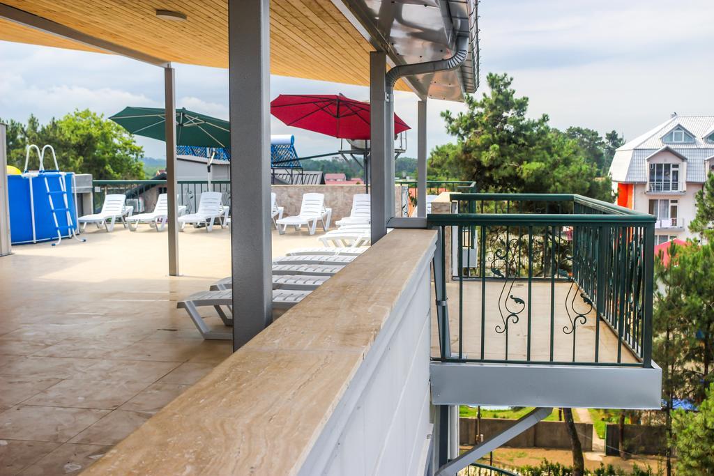 Golden Fleece Hotel Ureki Kültér fotó